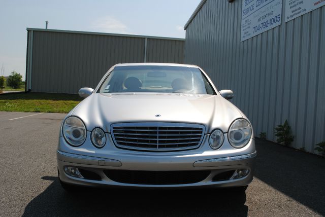 2004 Mercedes-Benz E-Class SXT