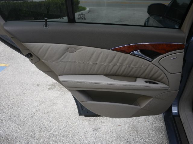 2004 Mercedes-Benz E-Class SXT