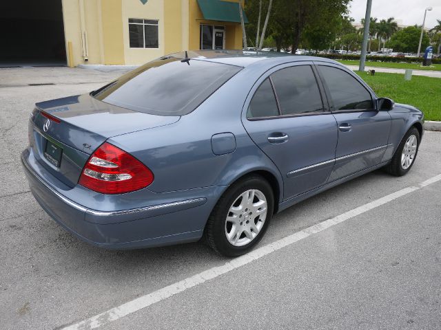 2004 Mercedes-Benz E-Class SXT