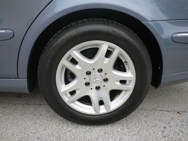 2004 Mercedes-Benz E-Class SXT