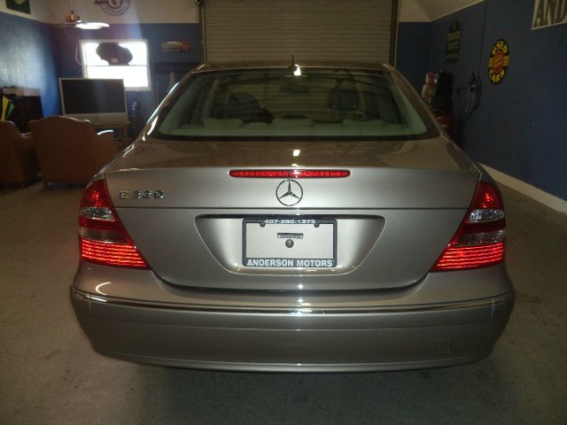 2004 Mercedes-Benz E-Class SXT