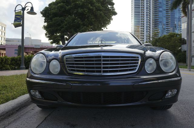 2004 Mercedes-Benz E-Class SXT
