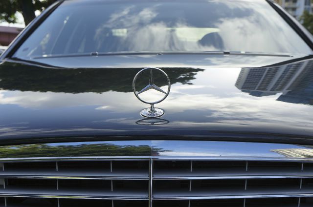 2004 Mercedes-Benz E-Class SXT