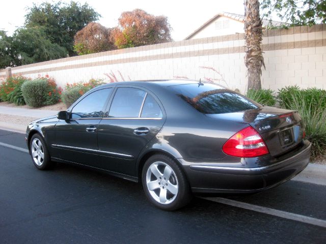 2004 Mercedes-Benz E-Class SLT W/ Hemi