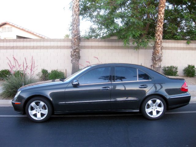 2004 Mercedes-Benz E-Class SLT W/ Hemi