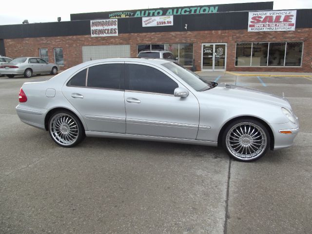 2004 Mercedes-Benz E-Class SXT