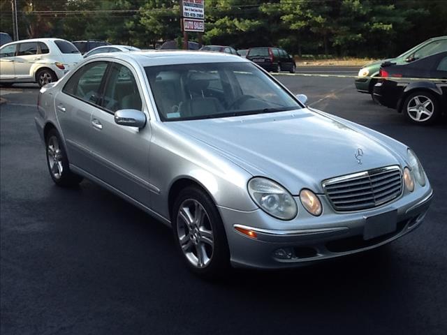 2004 Mercedes-Benz E-Class SLT W/ Hemi