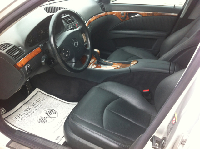 2004 Mercedes-Benz E-Class SXT