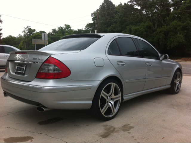 2004 Mercedes-Benz E-Class SXT