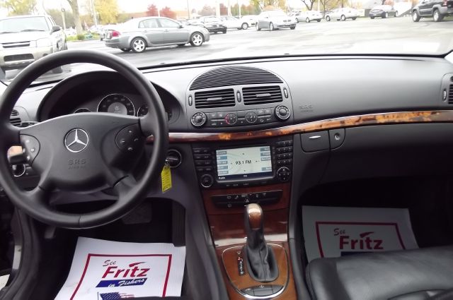 2004 Mercedes-Benz E-Class SXT