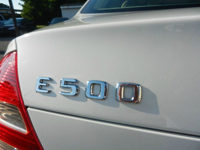 2004 Mercedes-Benz E-Class SLT W/ Hemi