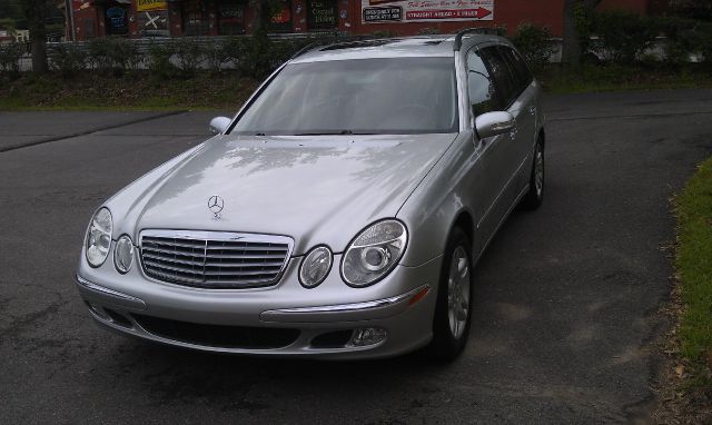 2004 Mercedes-Benz E-Class SXT
