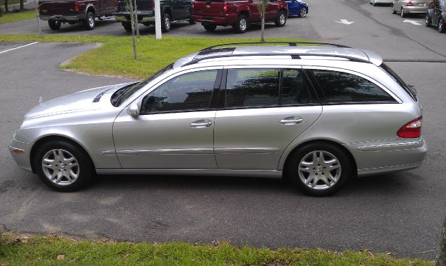 2004 Mercedes-Benz E-Class SXT