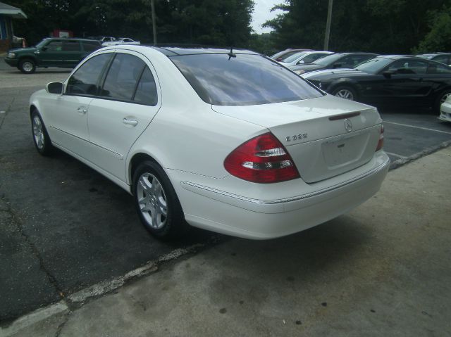 2004 Mercedes-Benz E-Class LS Flex Fuel 4x4 This Is One Of Our Best Bargains