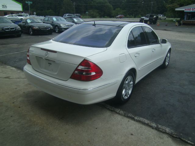 2004 Mercedes-Benz E-Class LS Flex Fuel 4x4 This Is One Of Our Best Bargains