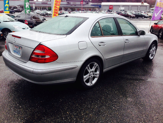 2004 Mercedes-Benz E-Class SLT W/ Hemi