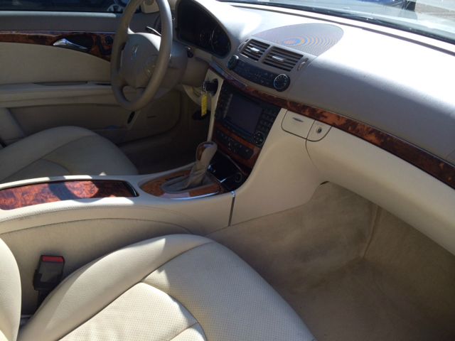 2004 Mercedes-Benz E-Class LS Flex Fuel 4x4 This Is One Of Our Best Bargains