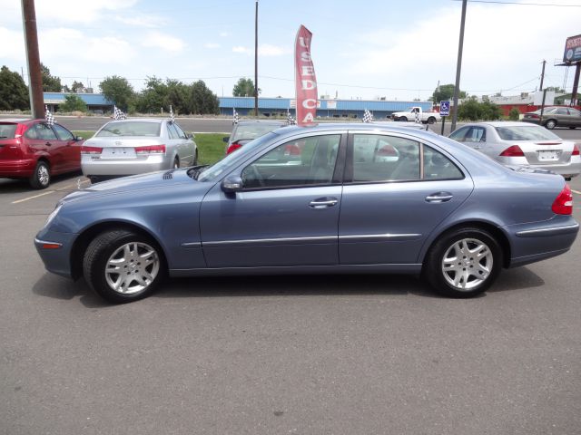 2004 Mercedes-Benz E-Class SXT