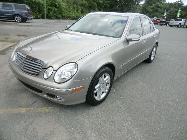 2004 Mercedes-Benz E-Class SXT