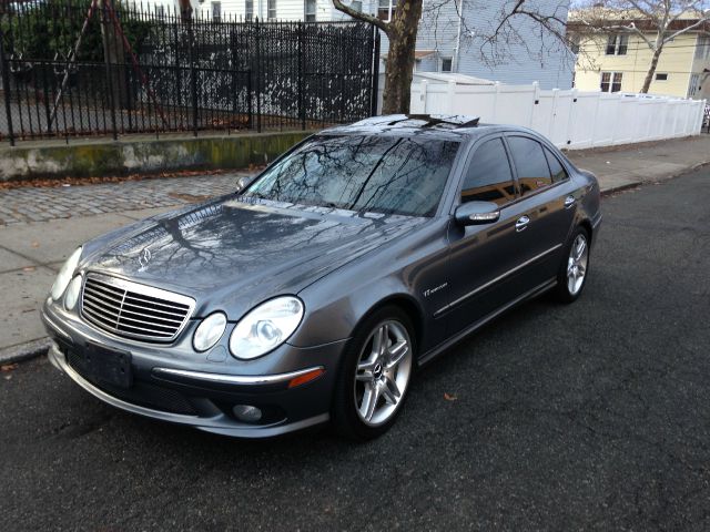 2005 Mercedes-Benz E-Class Type-s 6 Speed Black ON