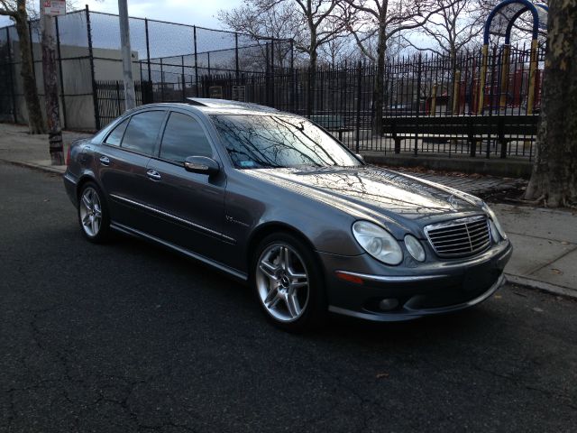 2005 Mercedes-Benz E-Class Type-s 6 Speed Black ON