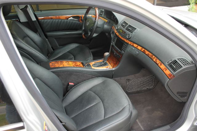 2005 Mercedes-Benz E-Class SLT W/ Hemi