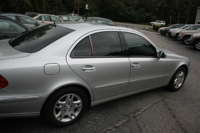 2005 Mercedes-Benz E-Class SXT