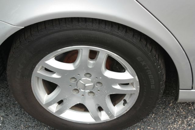 2005 Mercedes-Benz E-Class SXT