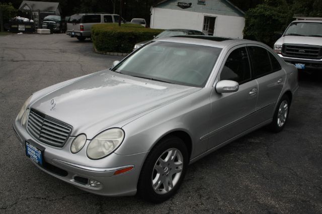 2005 Mercedes-Benz E-Class SXT