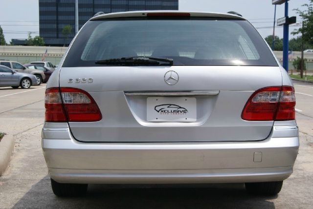 2005 Mercedes-Benz E-Class SXT