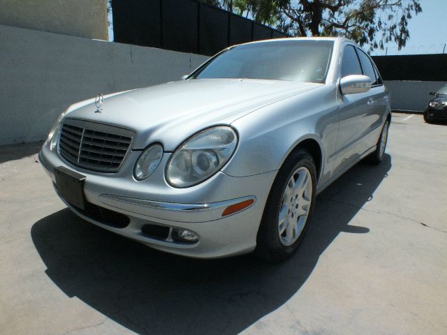 2005 Mercedes-Benz E-Class SXT