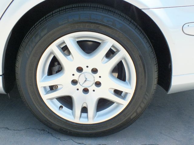 2005 Mercedes-Benz E-Class SXT