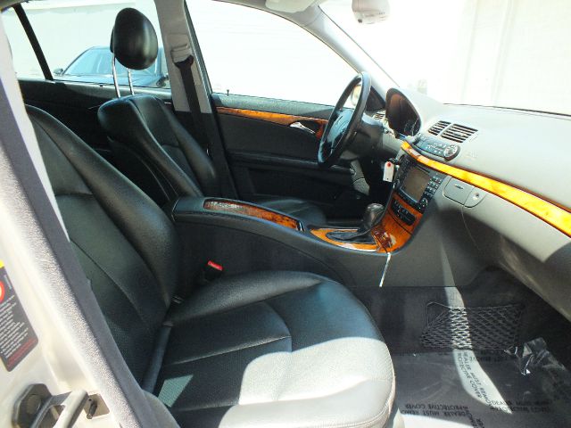 2005 Mercedes-Benz E-Class SXT