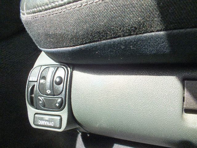 2005 Mercedes-Benz E-Class SXT