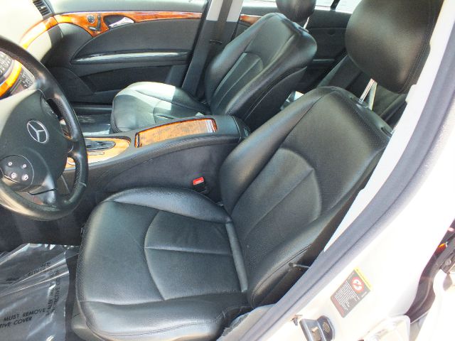2005 Mercedes-Benz E-Class SXT