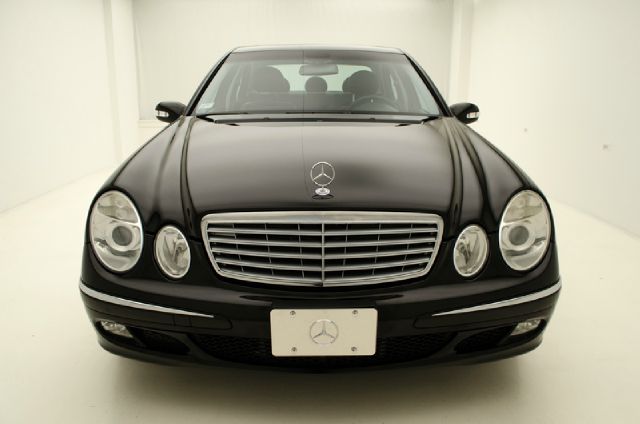 2005 Mercedes-Benz E-Class SLT W/ Hemi