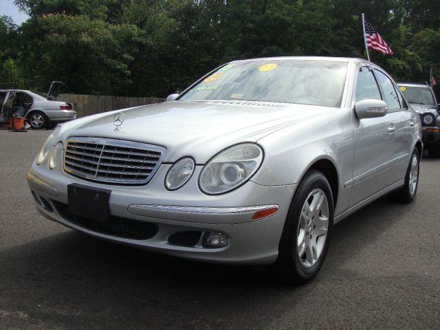 2005 Mercedes-Benz E-Class SXT