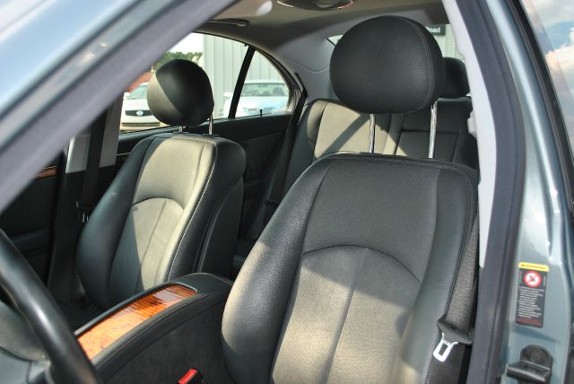 2005 Mercedes-Benz E-Class Base GLS
