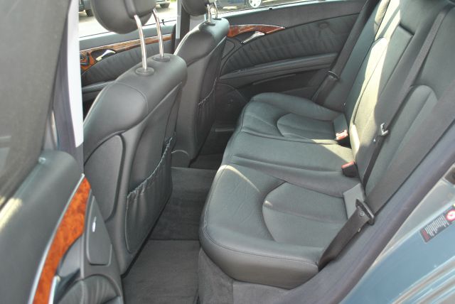 2005 Mercedes-Benz E-Class Base GLS