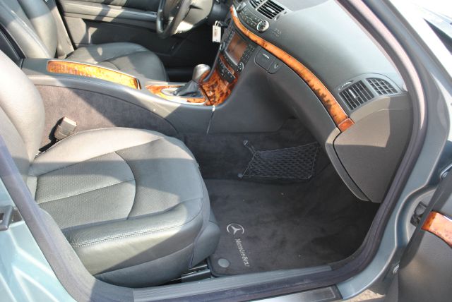 2005 Mercedes-Benz E-Class Base GLS