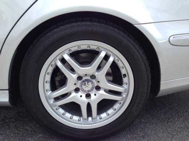 2005 Mercedes-Benz E-Class SXT