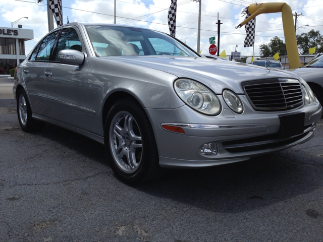 2005 Mercedes-Benz E-Class SXT
