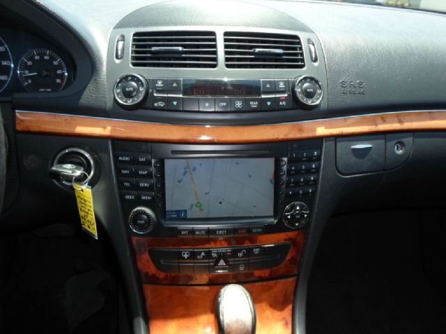 2005 Mercedes-Benz E-Class SLT W/ Hemi