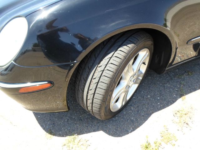 2005 Mercedes-Benz E-Class SLT W/ Hemi