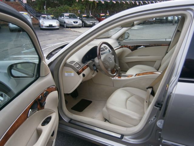 2005 Mercedes-Benz E-Class SXT