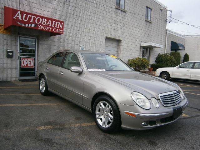 2005 Mercedes-Benz E-Class SXT