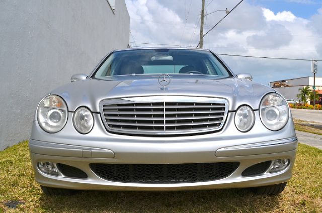 2005 Mercedes-Benz E-Class SXT