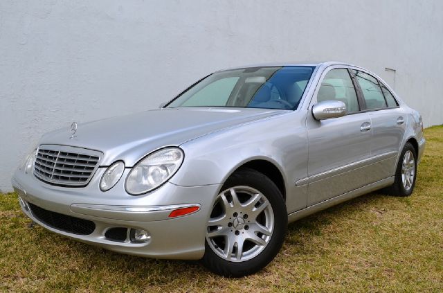 2005 Mercedes-Benz E-Class SXT