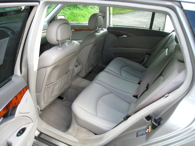 2005 Mercedes-Benz E-Class Supercab FX4