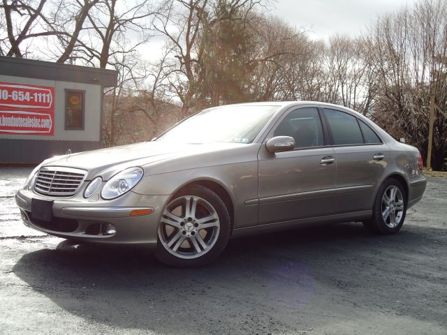 2005 Mercedes-Benz E-Class SLT W/ Hemi